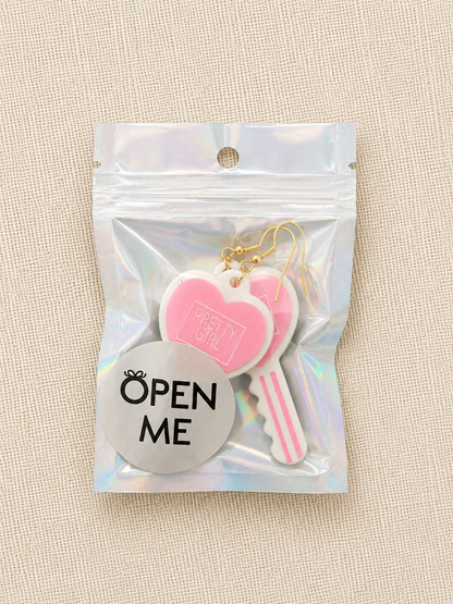 💚 Pretty Girl Heart Key Earrings ❤️