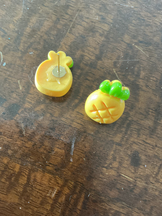 Pineapple Studs