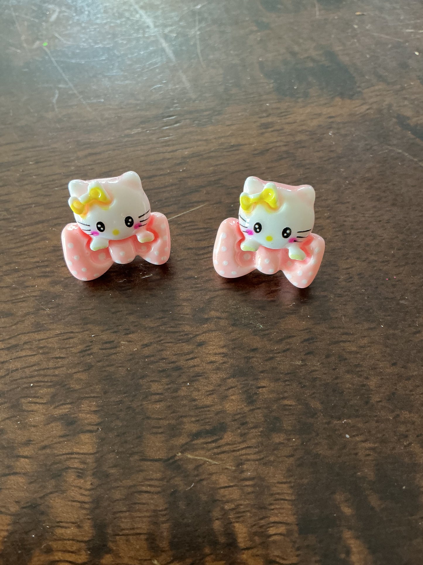 Hello Kitty Studs